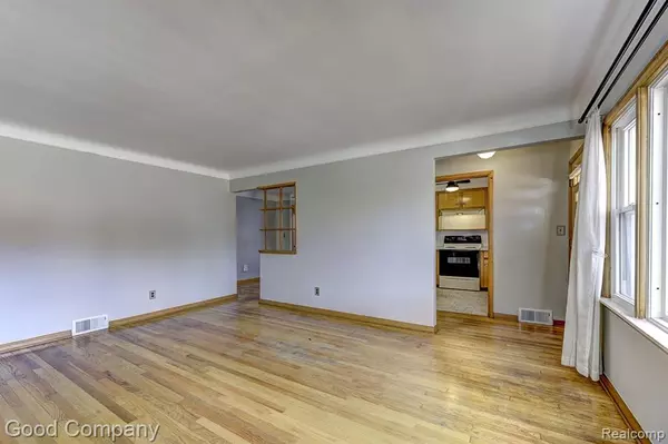 Dearborn, MI 48124,22154 Audette Street