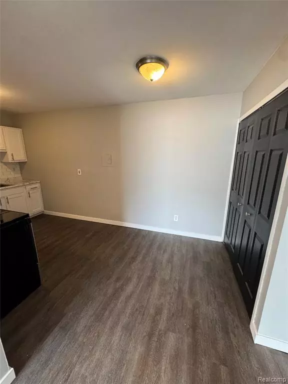 Dearborn Heights, MI 48125,5640 Pardee Avenue