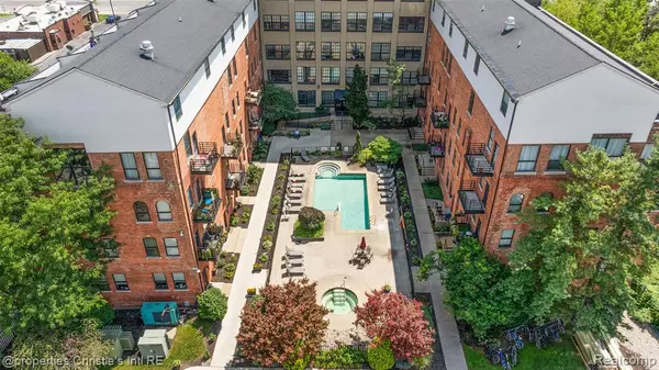 Detroit, MI 48207,6533 E Jefferson Avenue