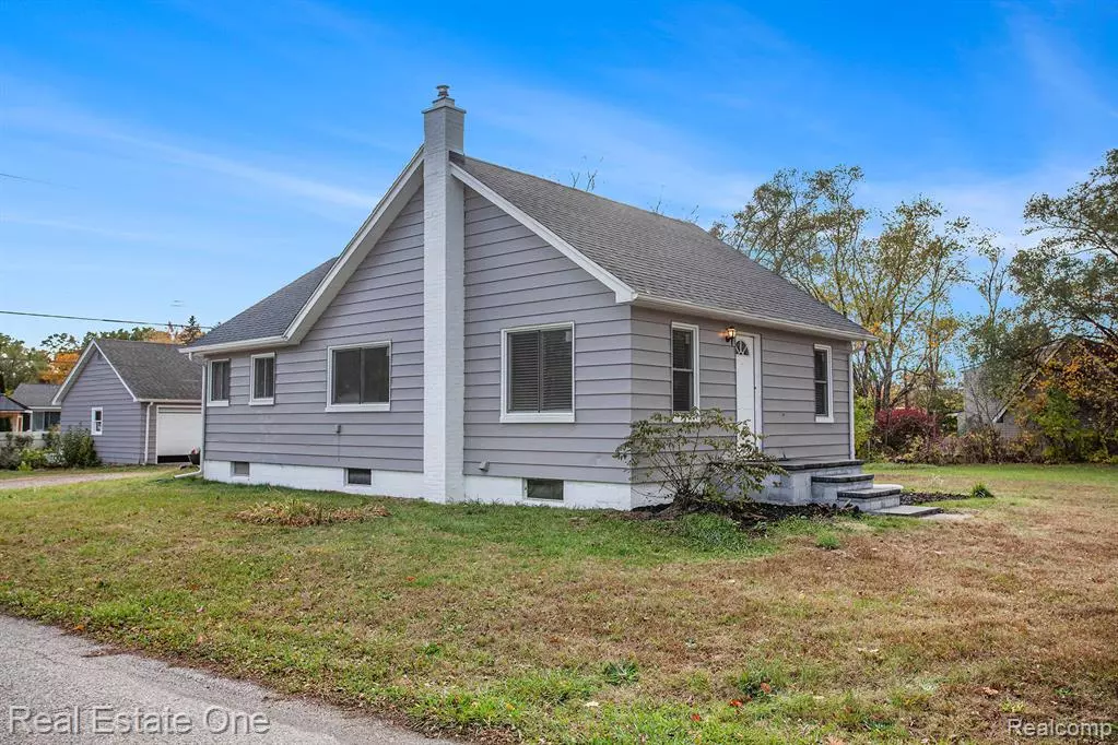 Waterford, MI 48327,5251 Pontiac Lake Road