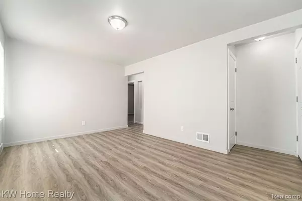 Detroit, MI 48227,13201 Prest Street