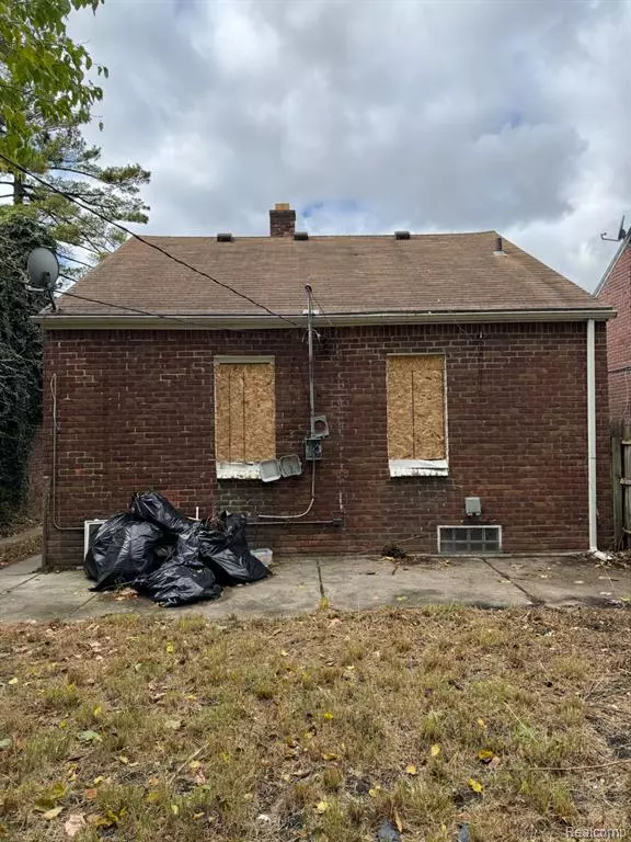 Detroit, MI 48227,15746 Coyle Street