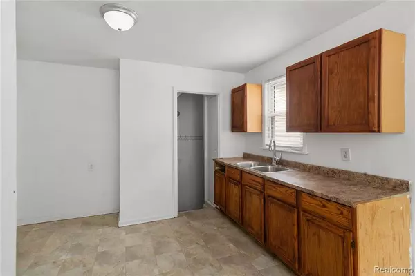 Detroit, MI 48234,18905 Dean Street