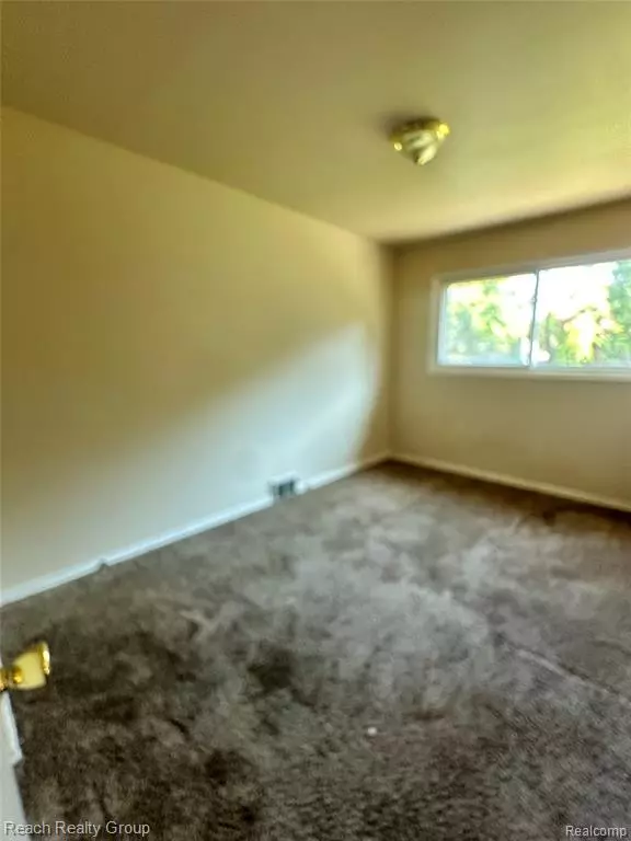 Westland, MI 48186,2721 ACKLEY Avenue