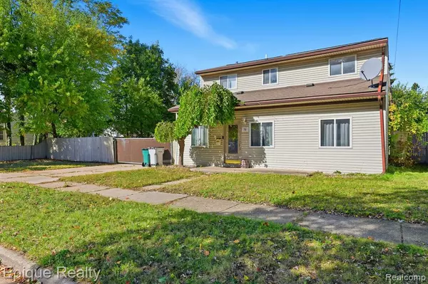 Hazel Park, MI 48030,76 W Coy Avenue