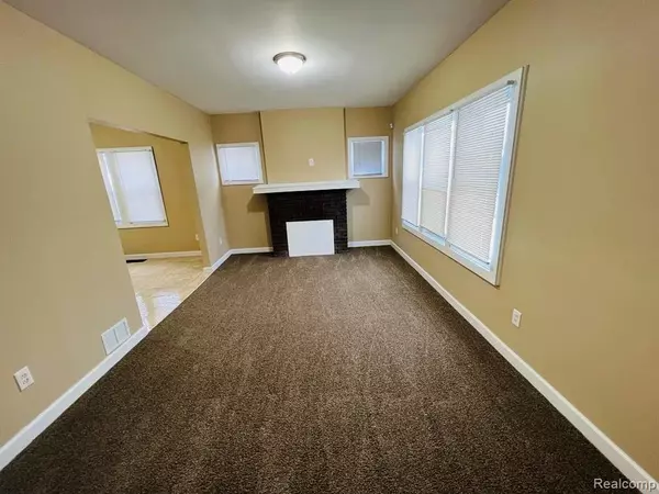 Detroit, MI 48227,12842 Sussex Street