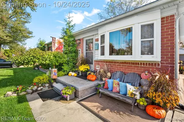 Flat Rock, MI 48134,29593 Red Cedar Drive