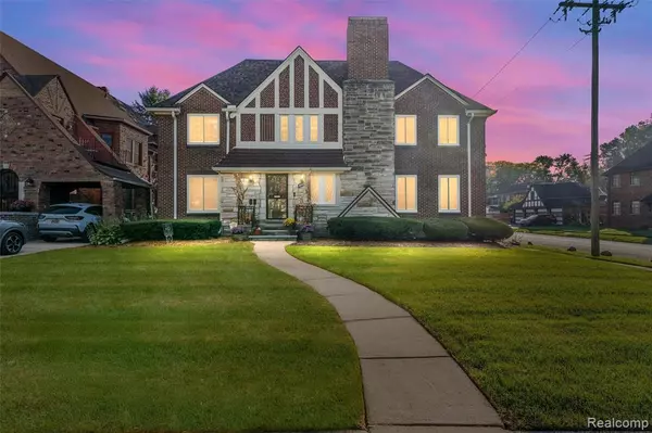 16806 LaSalle (Upper Unit), Detroit, MI 48221