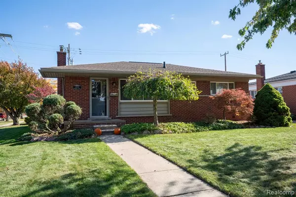 Trenton, MI 48183,2209 Churchill Avenue