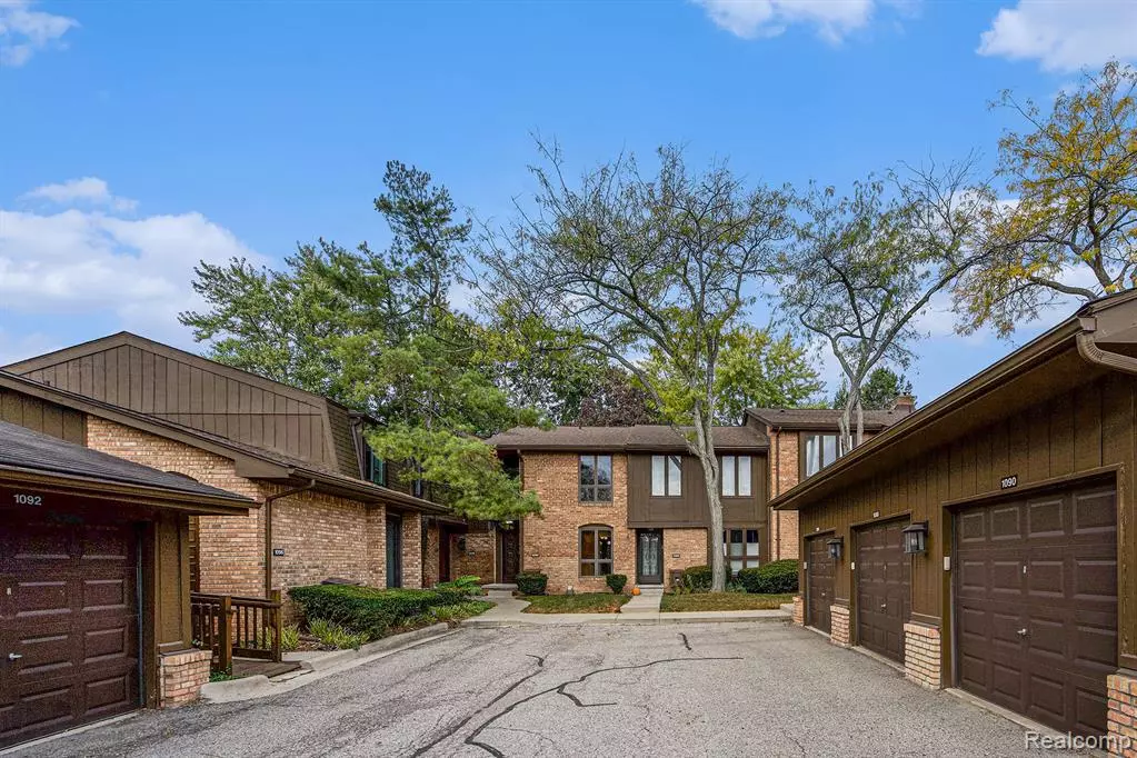 Ann Arbor, MI 48105,1090 Greenhills Drive