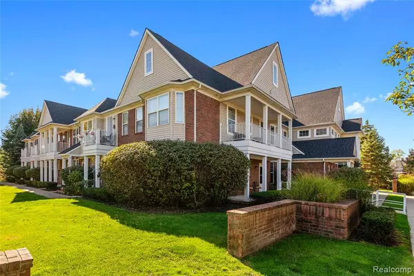 3962 Cherry Creek Lane, Sterling Heights, MI 48314