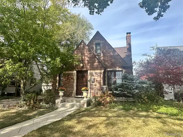 522 W Lincoln Street, Birmingham, MI 48009