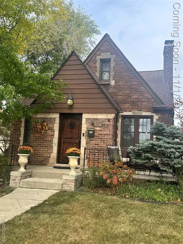 Birmingham, MI 48009,522 W Lincoln Street