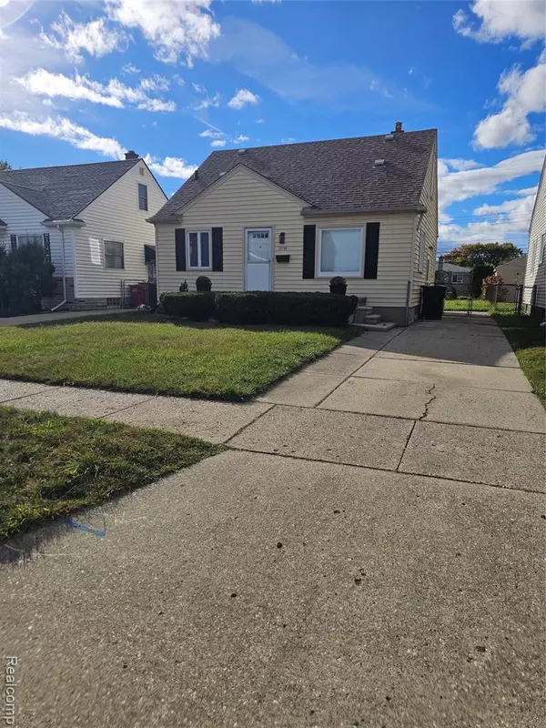 Roseville, MI 48066,25795 Groveland Street