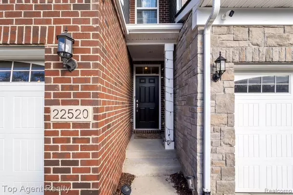 Novi, MI,22520 Osprey Drive