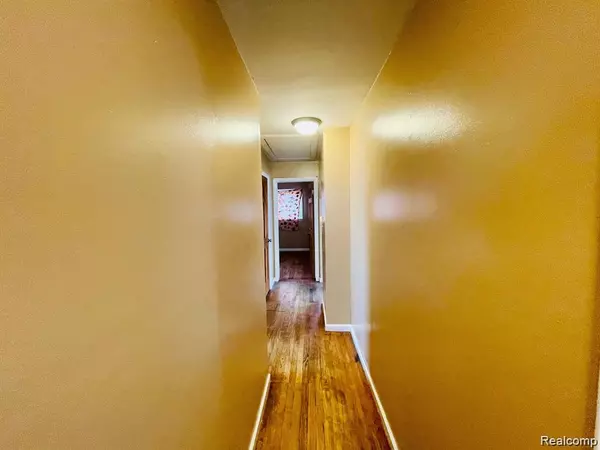 Warren, MI 48091,20817 ATLANTIC Avenue