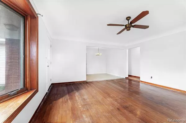 Gibraltar, MI,30375 Young Drive