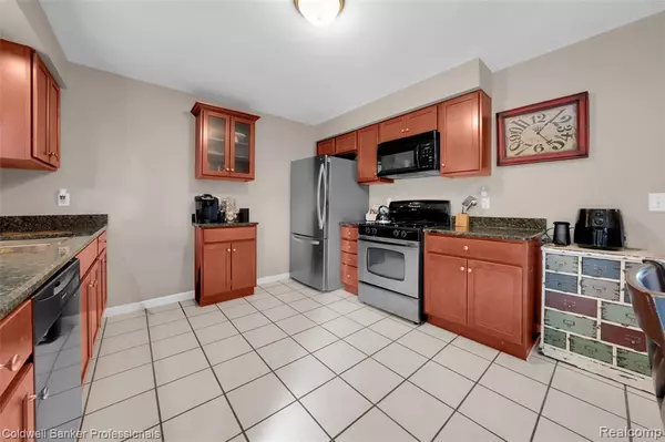 Rochester Hills, MI 48307,2580 Longview Avenue