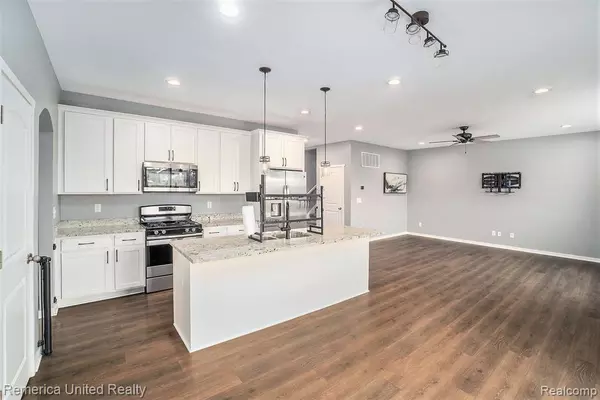 Howell, MI 48843,83 Barnsley Drive