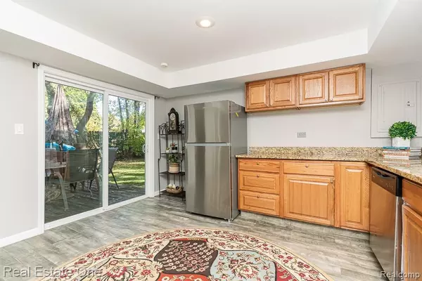 Waterford, MI 48328,1375 Nokomis Way