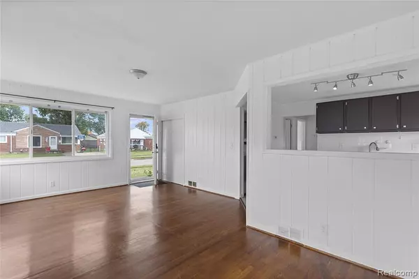 Roseville, MI 48066,28222 Bohn Street