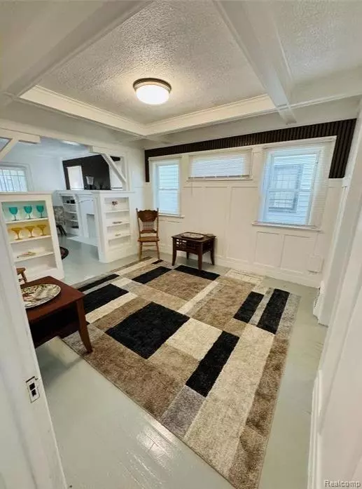 Detroit, MI 48204,9359 Otsego Street