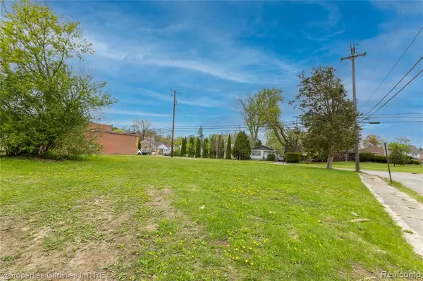 Pontiac, MI 48341,8 Myra Avenue