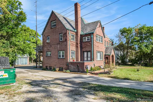 Flint, MI 48502,314 W 5TH Street