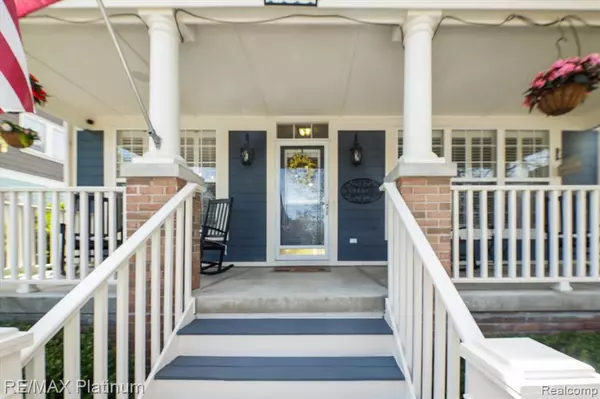 Howell, MI 48855,1728 TOWN COMMONS Drive