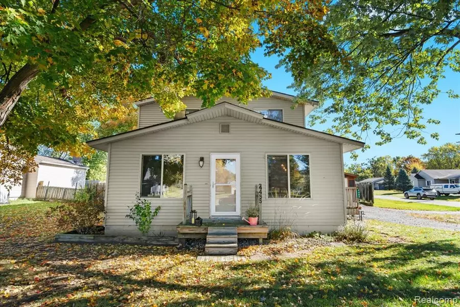 4485 Pommore, Milford, MI 48380