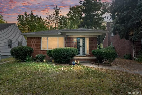 13888 Carlisle Street, Detroit, MI 48205