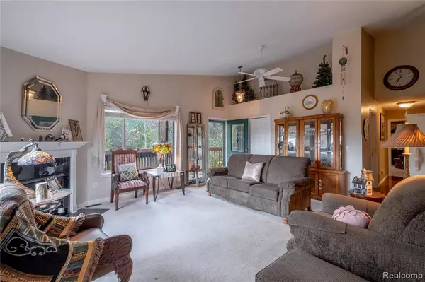 Holly, MI 48442,1023 Old Leake Court