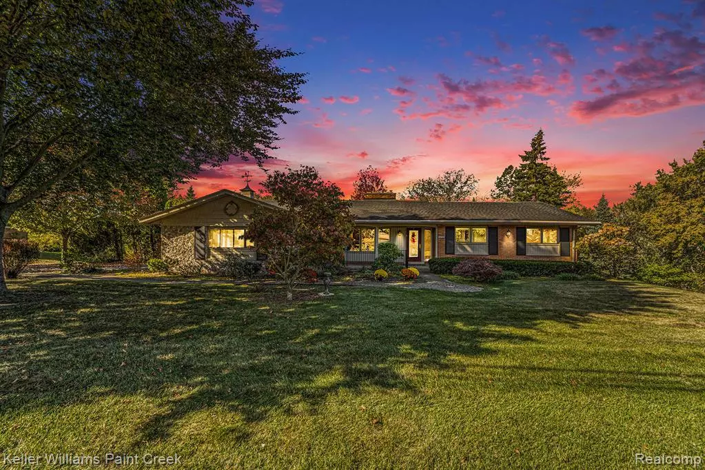 Bloomfield Hills, MI 48301,6720 Castle Drive