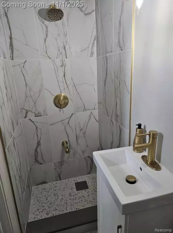 Livonia, MI 48154,29109 Perth Street