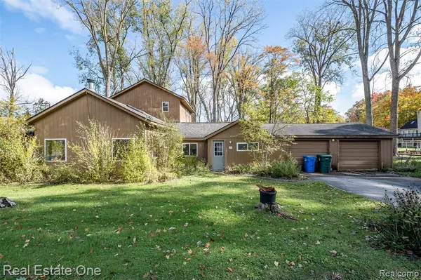633 Appalachi Street, Commerce Twp, MI 48390
