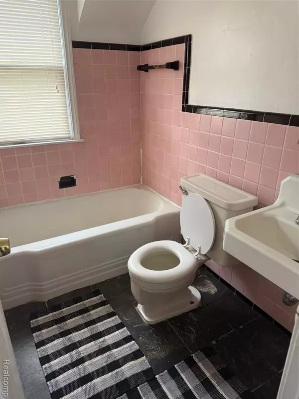 Detroit, MI 48204,9049 Ohio Street