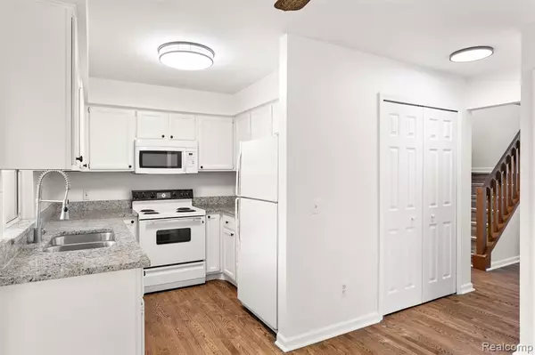 Milford, MI 48381,745 N MAIN Street