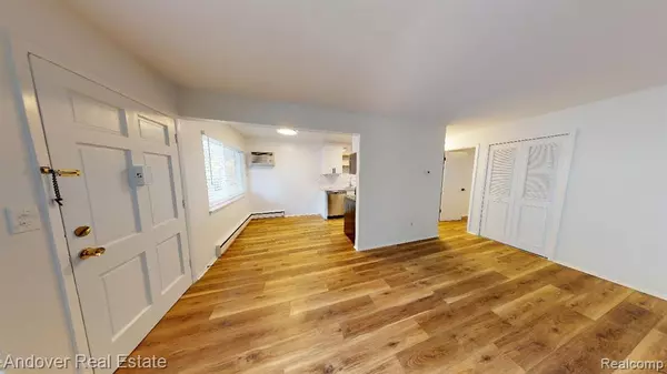 Birmingham, MI 48009,520 S Adams Road