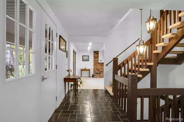 Brighton, MI 48116,5180 Glenway Drive