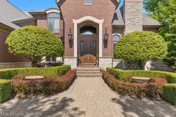 Rochester Hills, MI 48309,1699 Lincolnshire Drive