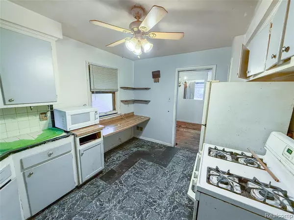 Inkster, MI 48141,28961 Grandview Street