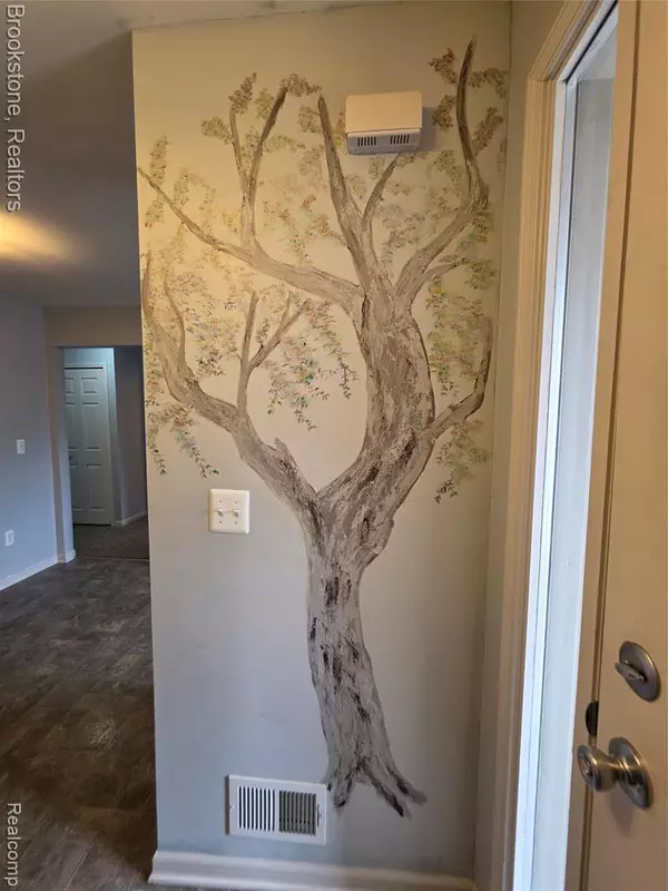 Grand Blanc, MI 48439,22003 Wilson Street