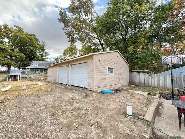 Linden, MI 48451,11476 Koth Drive