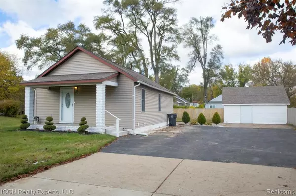 743 Hollister Street, Pontiac, MI 48340