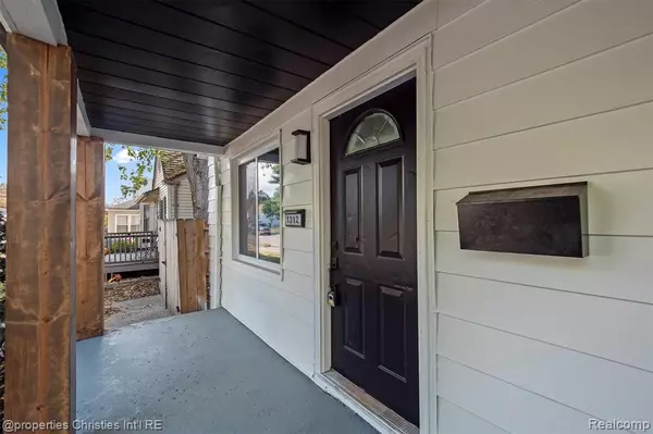 Hazel Park, MI 48030,1312 E Granet Avenue