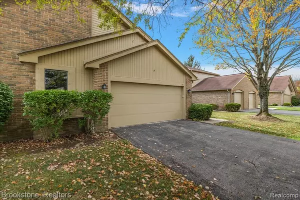 Rochester Hills, MI 48307,513 Tennyson
