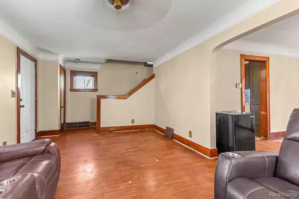 Dearborn, MI 48124,22187 Beech Street