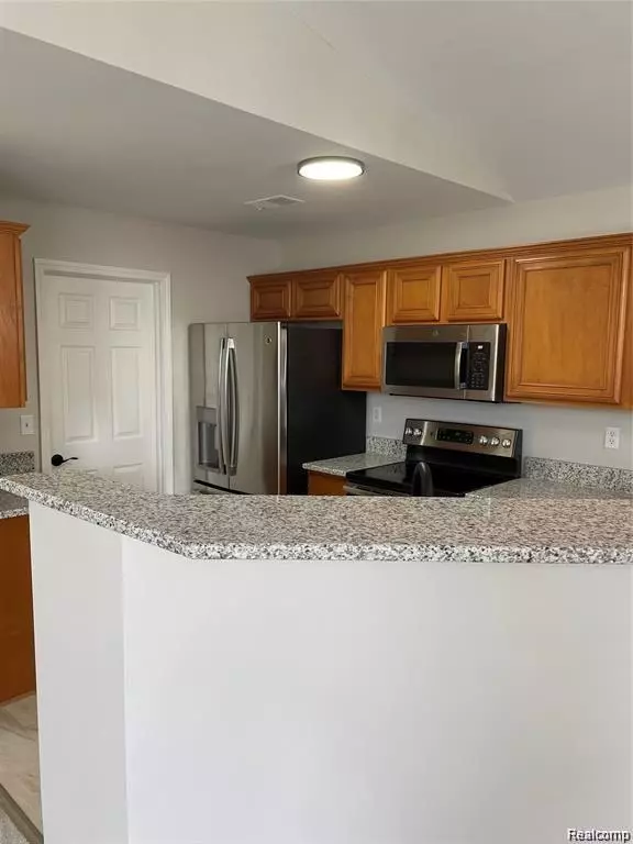 Brownstown, MI 48183,27319 Hidden Oaks Drive