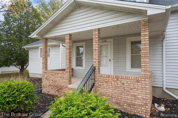 Almont, MI 48003,736 N Main Street