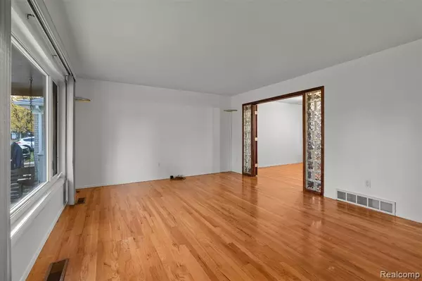 Madison Heights, MI 48071,1811 Briarwood Drive